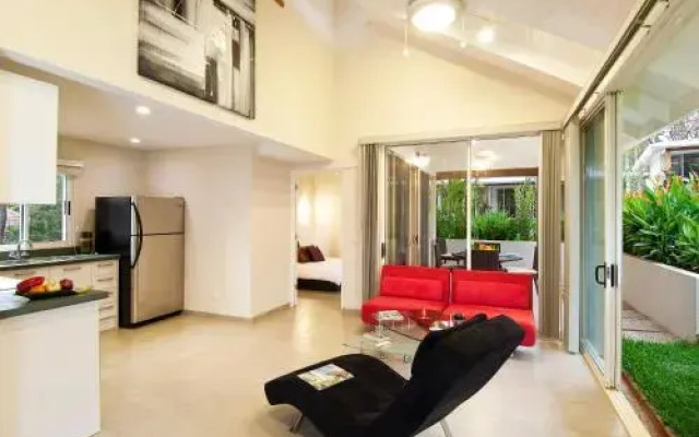 Tamarindo Penthouse by RedAwning