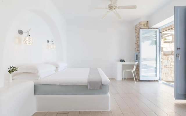 Calme Boutique Hotel Paros- Adults Only