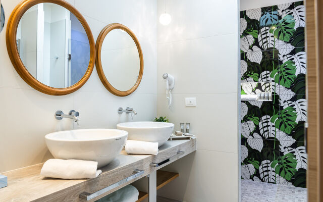 The Green Park Hotel