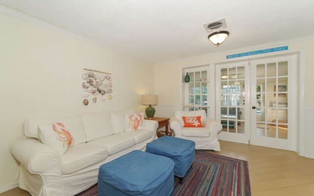 Angelfish Apartment 3