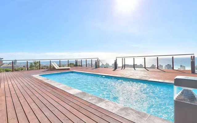 Deluxe Luxury 2 Bedroom Apartment Seapoint