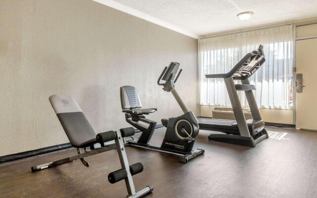 Motel 6 Charlotte, NC – Airport South