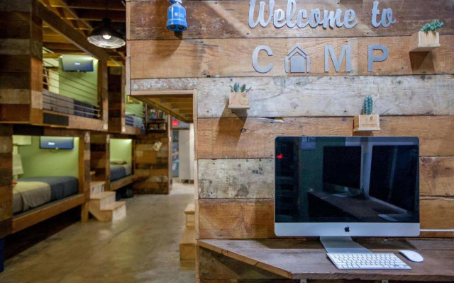 PodShare Los Feliz - Hostel