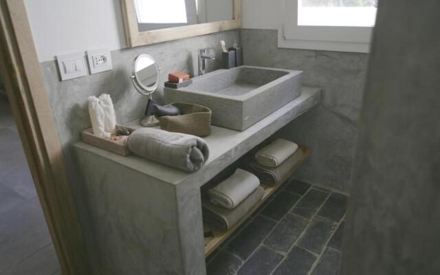 Amani Home - Moja Private Beach Suite