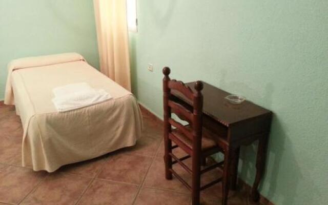 Hostal Restaurante El Cazador