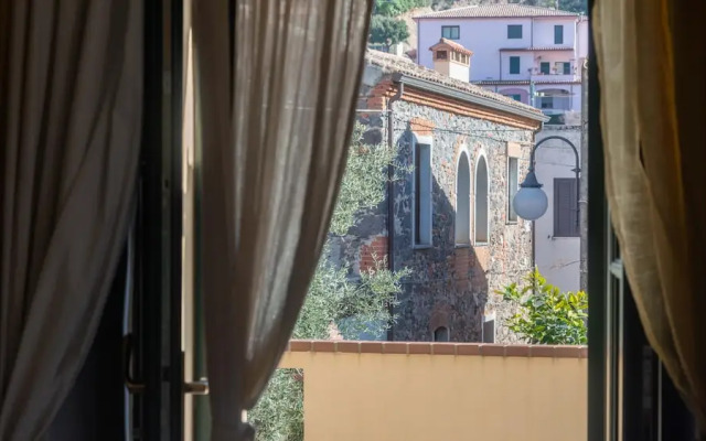 Villa Il Casale Onifai Intera