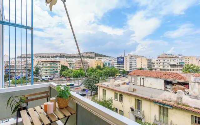 Zeus 2-Bedroom Apt with Acropolis View