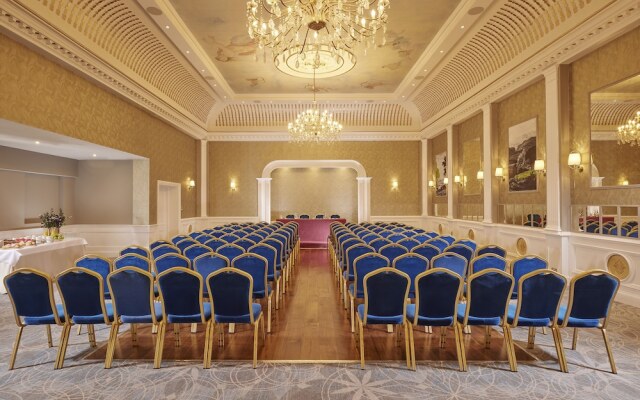 Bridge House Hotel - Leisure Club & Spa