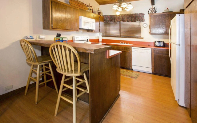 Mammoth Point 129 - Two Bedroom Condo