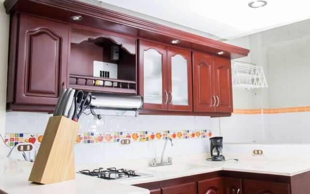 Shofar Apartahotel