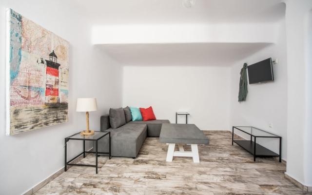 Fabulous pool villa near the beach by VillaRentalsgr