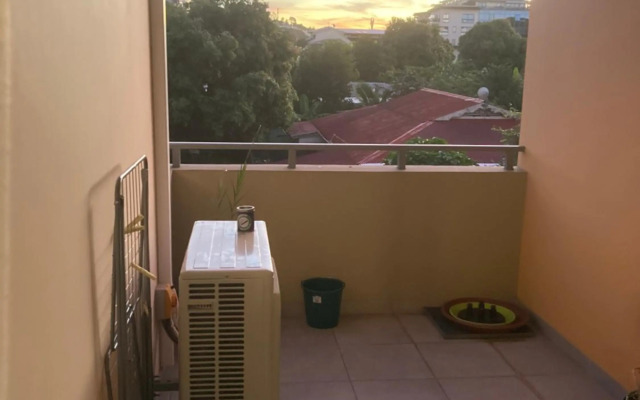 Standing Residence Kumuhei