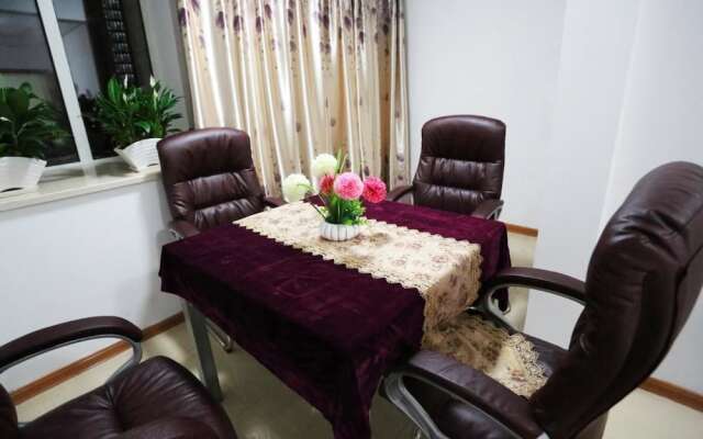 Mark and Henry Apartment