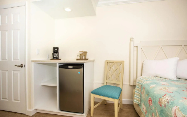 Tween Waters Island Resort & Spa