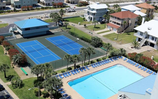 Tristan Towers by Surfside VR