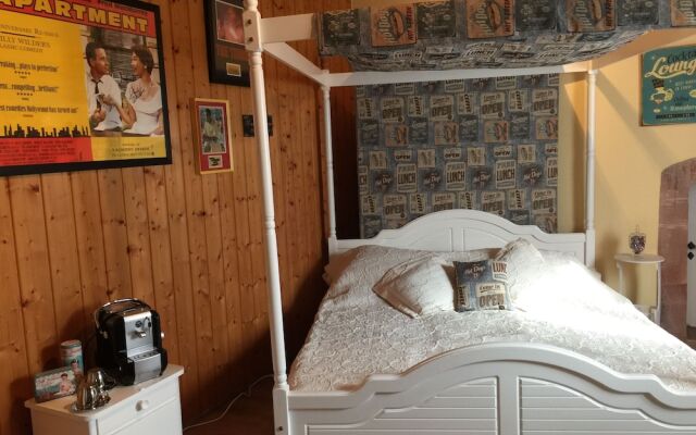 Bed & Breakfast Castle Hollywood
