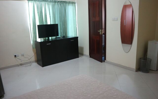 Ridge Over Suites