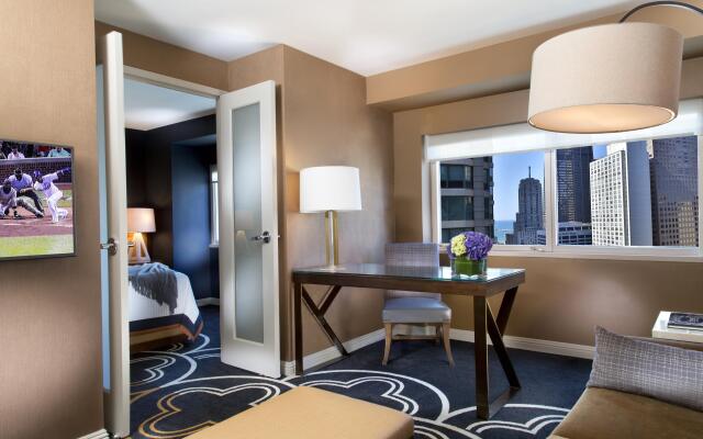 Omni Chicago Hotel