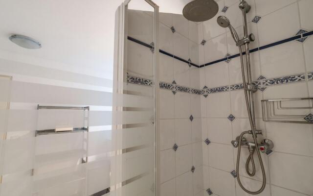 Cosy House With Spectacular Views and Private Pool