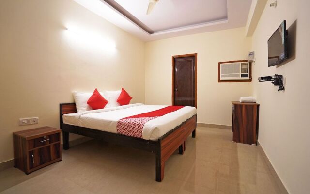 OYO Flagship 24651 GMD Vasundhara