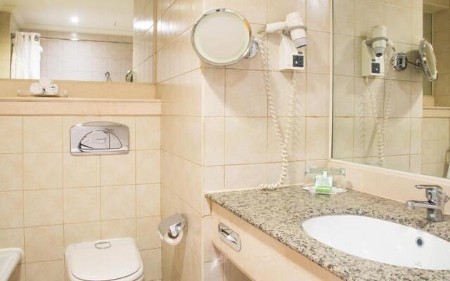 Holiday Inn Cairo Citystars by IHG