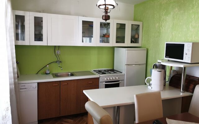 Apartment and Room Marica