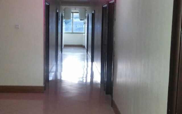 Leosim Hotel