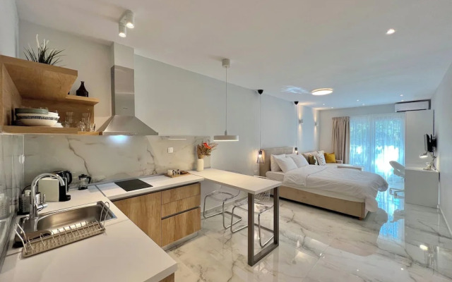 Kono Studios & Suites