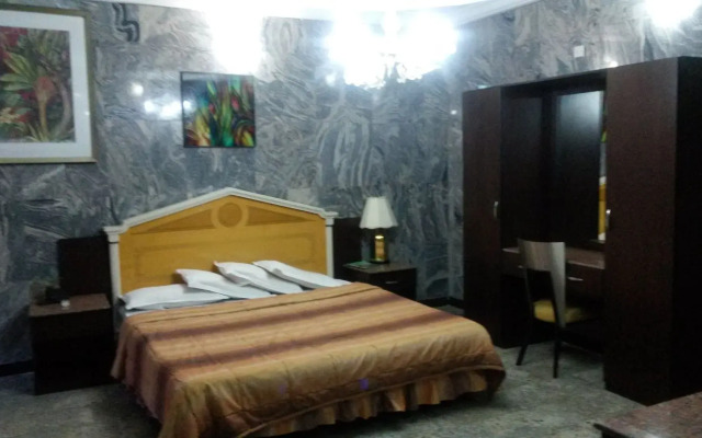 Starking Suites