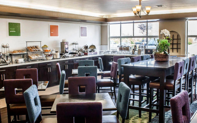 Comfort Inn Federal Way - Seattle