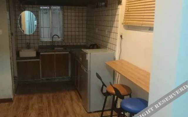 8090 Internet Hotel Apartment