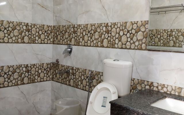 OYO 14420 Hotel Green Woods