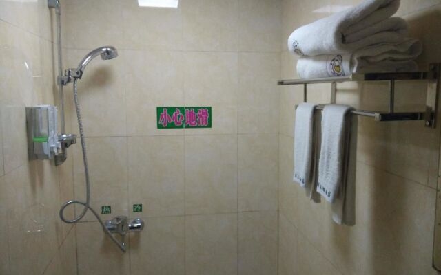 Witty Monkey Hotel