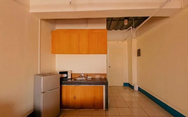 OYO 809 Crowne One Condo