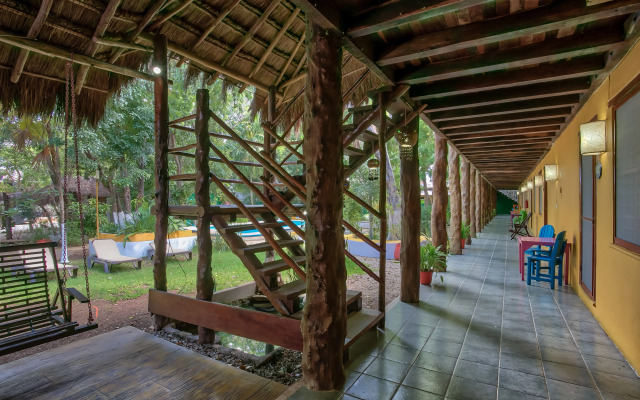 Esduma La Iguana Hotel