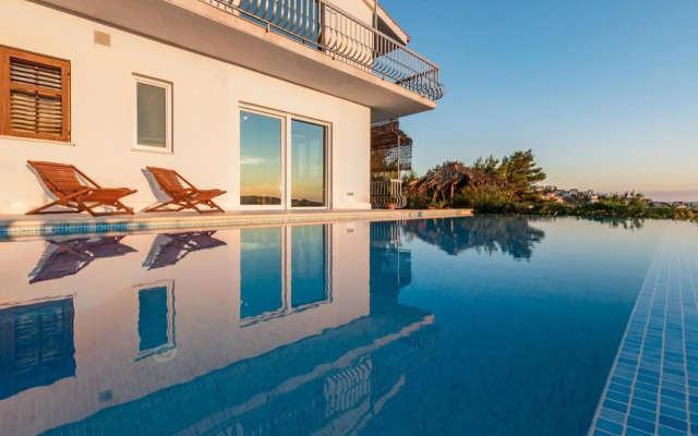 Seventh Heaven Villa