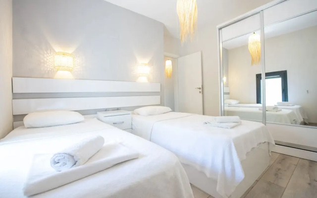 Eroglu Villas