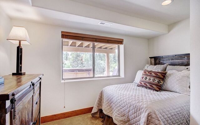 Aspen Point by RedAwning