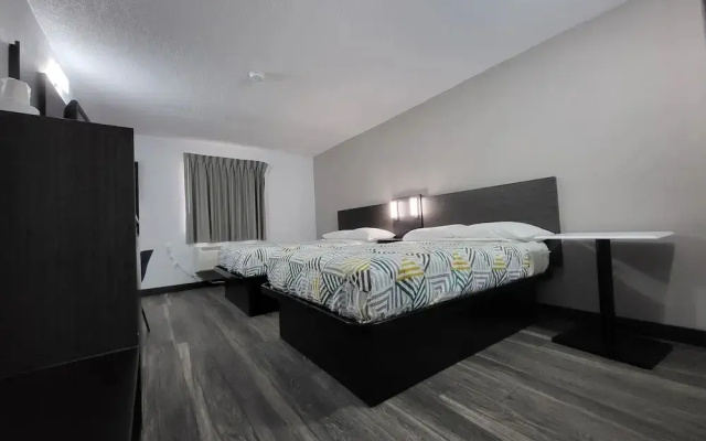 Econo Lodge Omaha