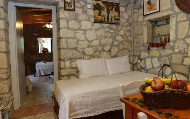Rea & Soula Apartments