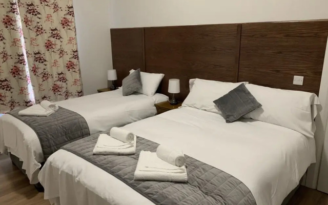 Loughrea Lodge