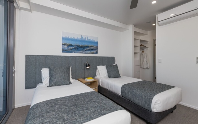 Sky Broadwater Apartments – Guest Rooms – Gold Coast