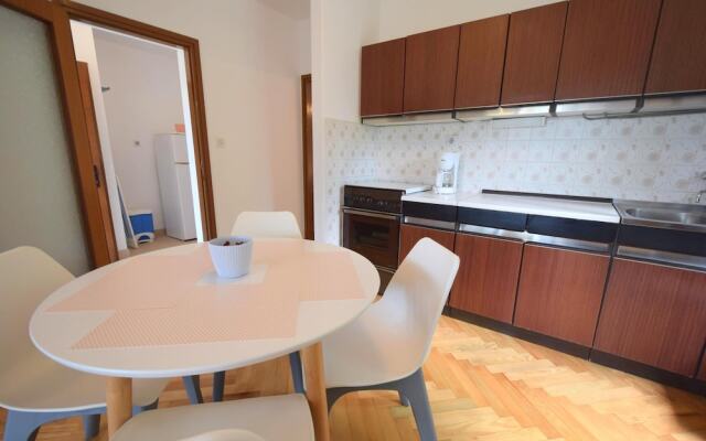 Apartments Ivka-Rozalija near Beach