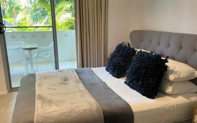 Tropical Luxe Apartment