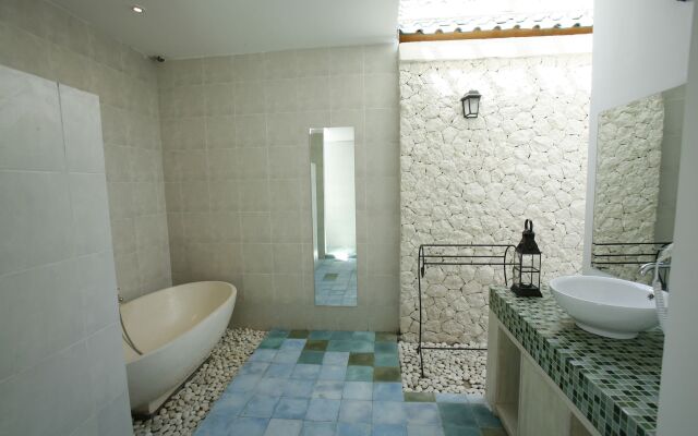 Artemis Villa and Hotel