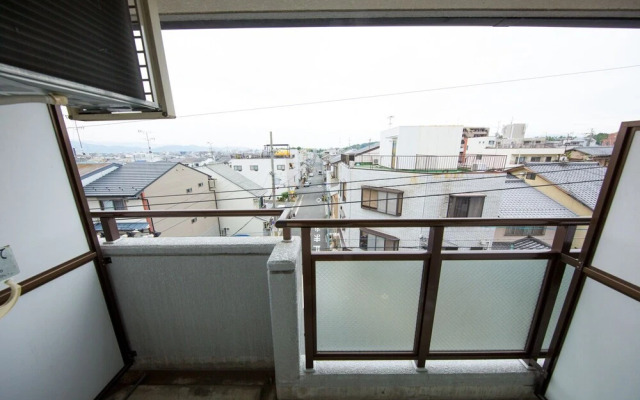 Tatsuya House 402
