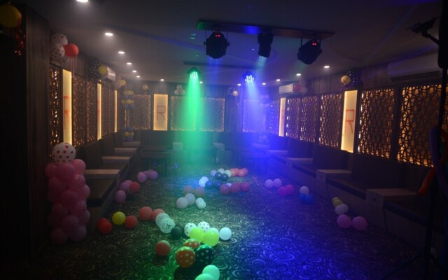 JK Rooms 128 Hotel RR
