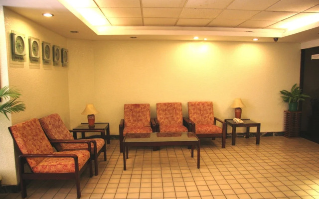 White House Hotel
