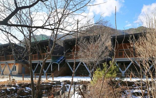 Stone Bridge Pension