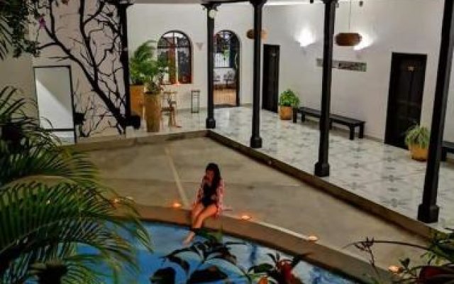 Hotel Capilla Del Sol